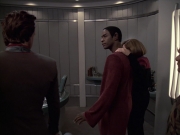 extant_StarTrek_VOY_6x06-Riddles_01821.jpg