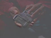 extant_StarTrek_VOY_6x06-Riddles_01890.jpg
