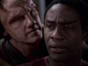 extant_StarTrek_VOY_6x06-Riddles_01900.jpg