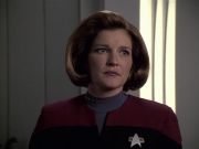 extant_StarTrek_VOY_6x06-Riddles_01909.jpg