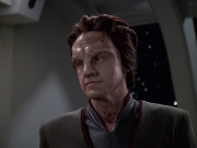 extant_StarTrek_VOY_6x06-Riddles_01910.jpg