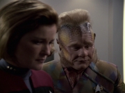 extant_StarTrek_VOY_6x06-Riddles_01918.jpg