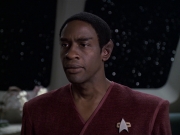 extant_StarTrek_VOY_6x06-Riddles_01926.jpg