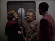 extant_StarTrek_VOY_6x06-Riddles_01936.jpg