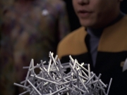 extant_StarTrek_VOY_6x06-Riddles_01959.jpg