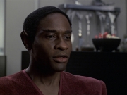 extant_StarTrek_VOY_6x06-Riddles_01970.jpg