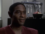 extant_StarTrek_VOY_6x06-Riddles_01972.jpg