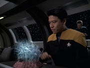 extant_StarTrek_VOY_6x06-Riddles_02000.jpg