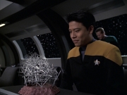 extant_StarTrek_VOY_6x06-Riddles_02001.jpg
