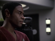 extant_StarTrek_VOY_6x06-Riddles_02012.jpg