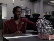 Filename=extant_StarTrek_VOY_6x06-Riddles_02028.jpg
Filesize=200KiB
Dimensions=1200x900
Date added=Dec 27, 2019 extant_StarTrek_VOY_6x06-Riddles_02028.jpg