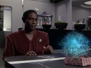 extant_StarTrek_VOY_6x06-Riddles_02033.jpg
