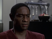 extant_StarTrek_VOY_6x06-Riddles_02042.jpg
