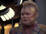 extant_StarTrek_VOY_6x06-Riddles_02128.jpg