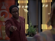 extant_StarTrek_VOY_6x06-Riddles_02164.jpg