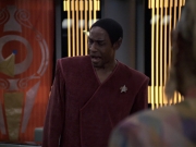 extant_StarTrek_VOY_6x06-Riddles_02168.jpg