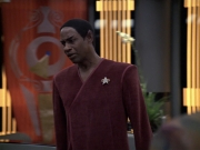 extant_StarTrek_VOY_6x06-Riddles_02169.jpg