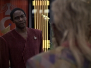 extant_StarTrek_VOY_6x06-Riddles_02180.jpg