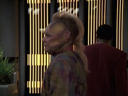 extant_StarTrek_VOY_6x06-Riddles_02191.jpg