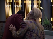 extant_StarTrek_VOY_6x06-Riddles_02218.jpg
