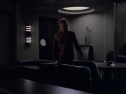 extant_StarTrek_VOY_6x06-Riddles_02265.jpg