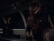 extant_StarTrek_VOY_6x06-Riddles_02383.jpg