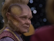 extant_StarTrek_VOY_6x06-Riddles_02841.jpg