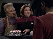 extant_StarTrek_VOY_6x06-Riddles_02880.jpg