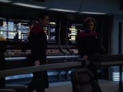 extant_StarTrek_VOY_6x06-Riddles_02908.jpg