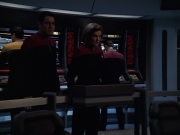 extant_StarTrek_VOY_6x06-Riddles_02910.jpg