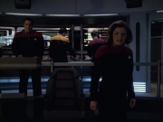 extant_StarTrek_VOY_6x06-Riddles_02997.jpg