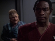 Filename=extant_StarTrek_VOY_6x06-Riddles_03225.jpg
Filesize=146KiB
Dimensions=1200x900
Date added=Dec 27, 2019 extant_StarTrek_VOY_6x06-Riddles_03225.jpg