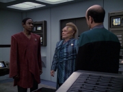 extant_StarTrek_VOY_6x06-Riddles_03400.jpg