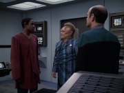 extant_StarTrek_VOY_6x06-Riddles_03403.jpg