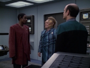 extant_StarTrek_VOY_6x06-Riddles_03406.jpg