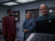 extant_StarTrek_VOY_6x06-Riddles_03416.jpg