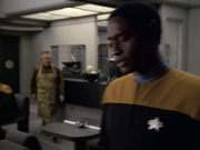 extant_StarTrek_VOY_6x06-Riddles_03505.jpg