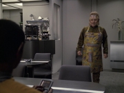 extant_StarTrek_VOY_6x06-Riddles_03515.jpg