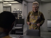 extant_StarTrek_VOY_6x06-Riddles_03525.jpg