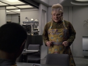 extant_StarTrek_VOY_6x06-Riddles_03526.jpg