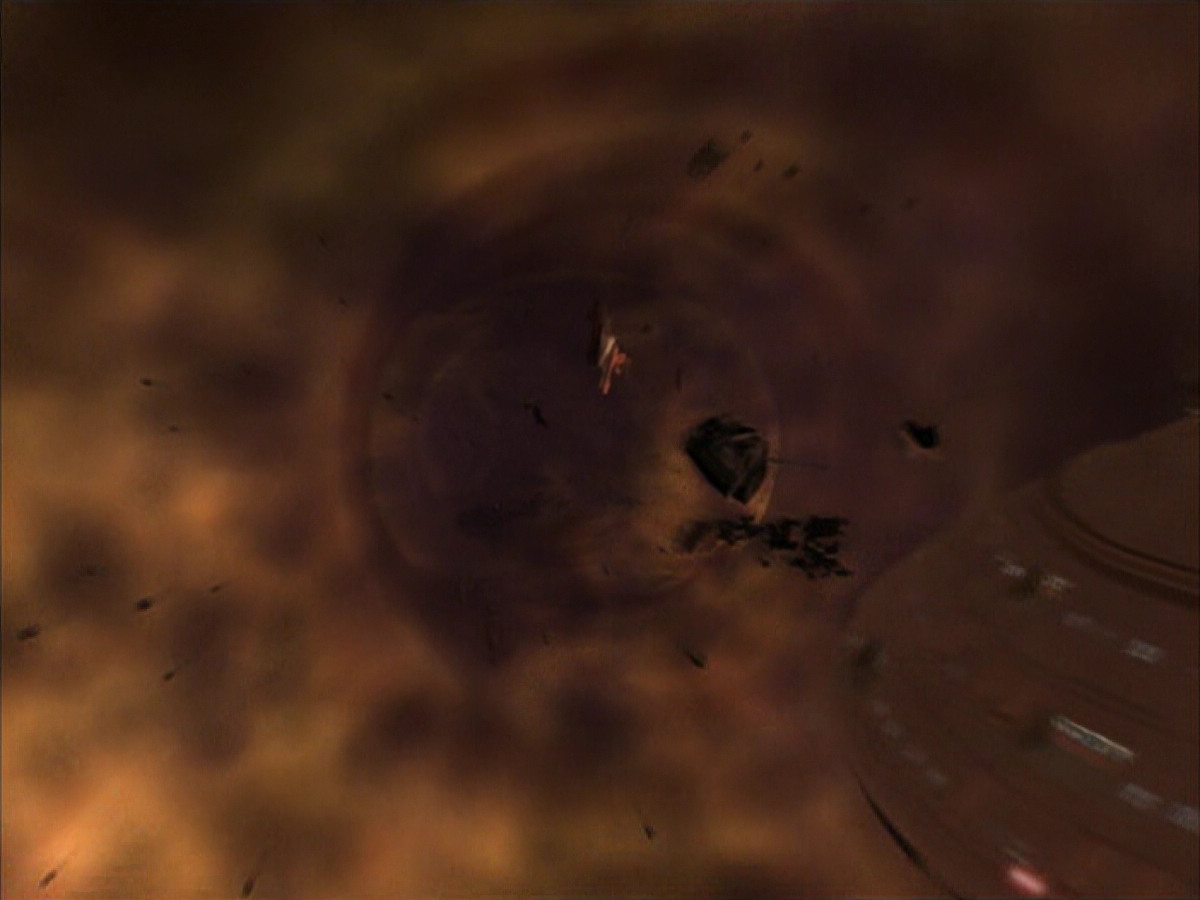 extant_StarTrek_VOY_6x07-DragonsTeeth_00269.jpg
