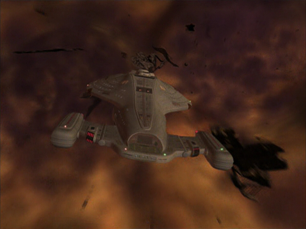 extant_StarTrek_VOY_6x07-DragonsTeeth_00273.jpg