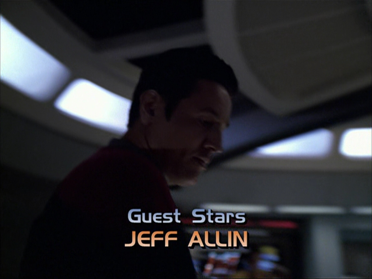 extant_StarTrek_VOY_6x07-DragonsTeeth_00280.jpg