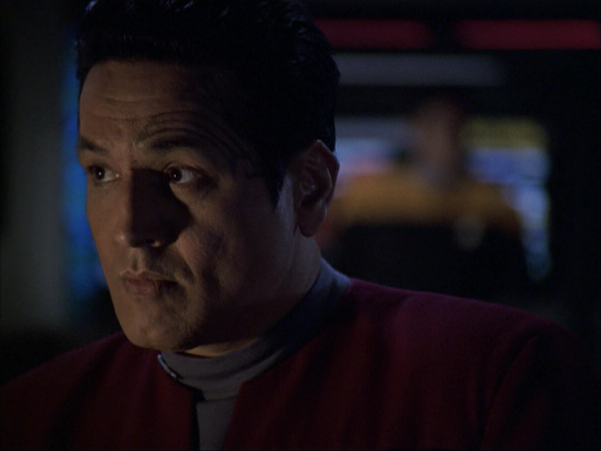 extant_StarTrek_VOY_6x07-DragonsTeeth_00331.jpg