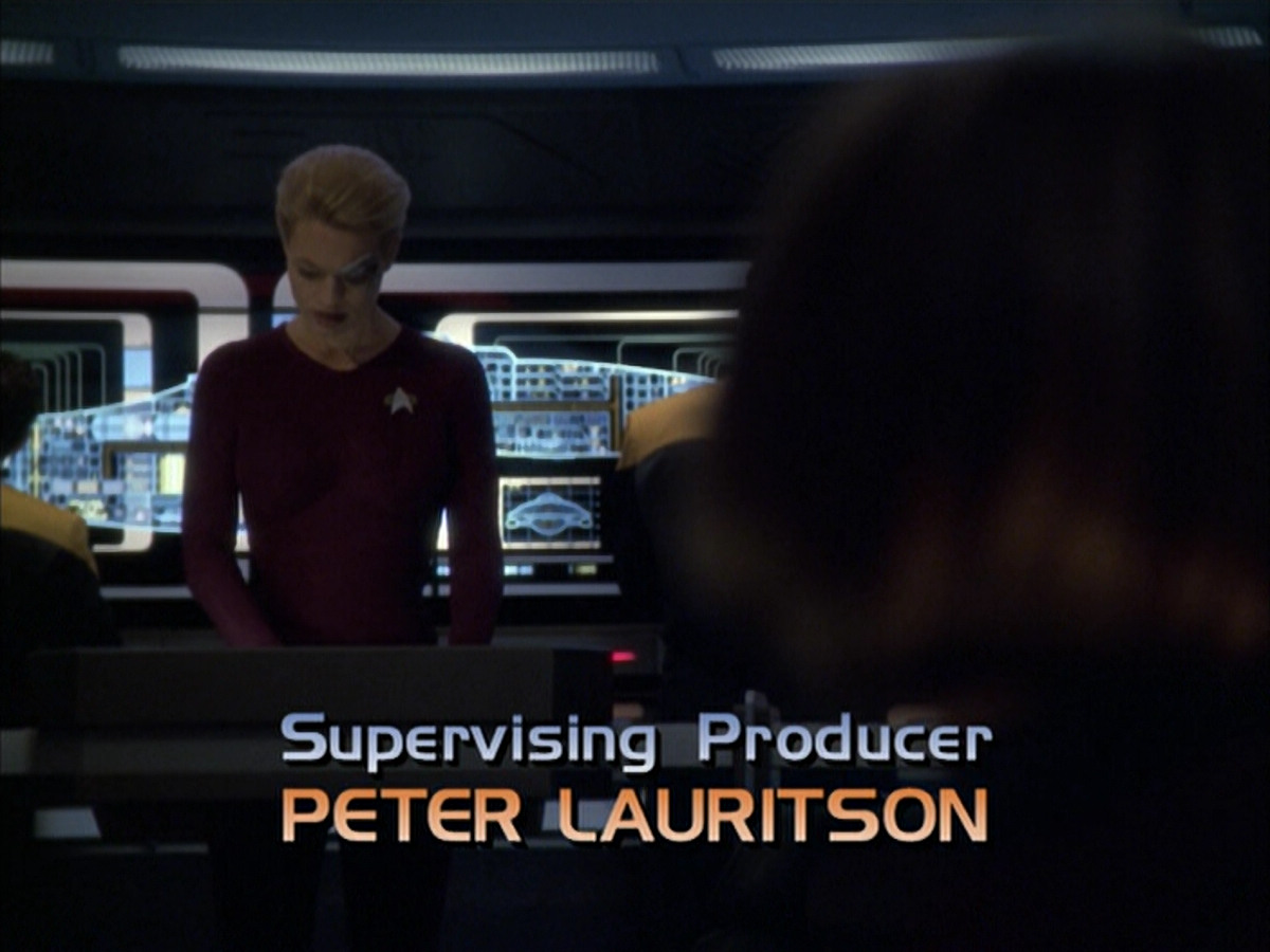 extant_StarTrek_VOY_6x07-DragonsTeeth_00481.jpg