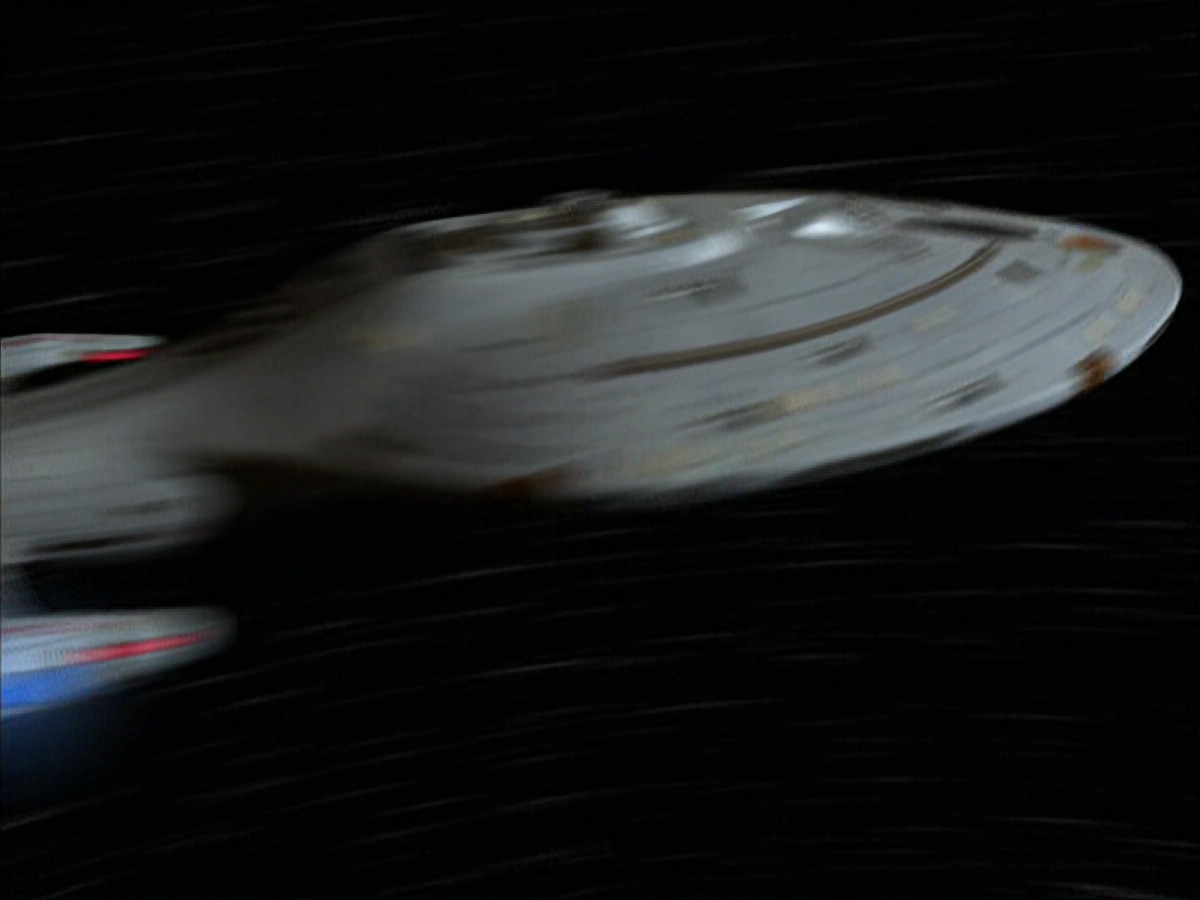 extant_StarTrek_VOY_6x07-DragonsTeeth_00503.jpg