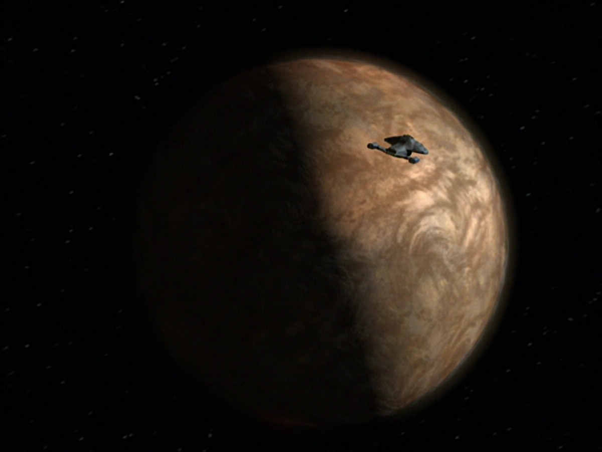 extant_StarTrek_VOY_6x07-DragonsTeeth_00505.jpg