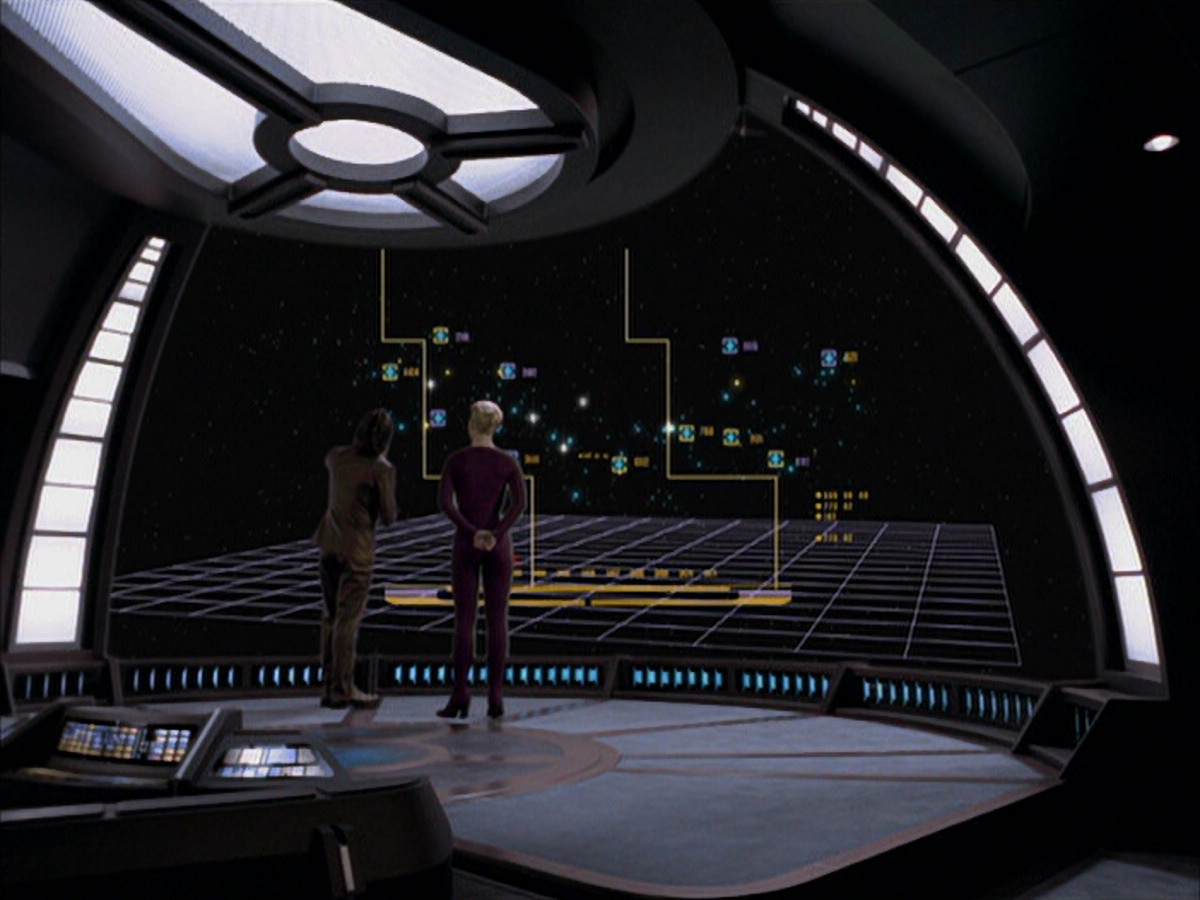 extant_StarTrek_VOY_6x07-DragonsTeeth_02070.jpg