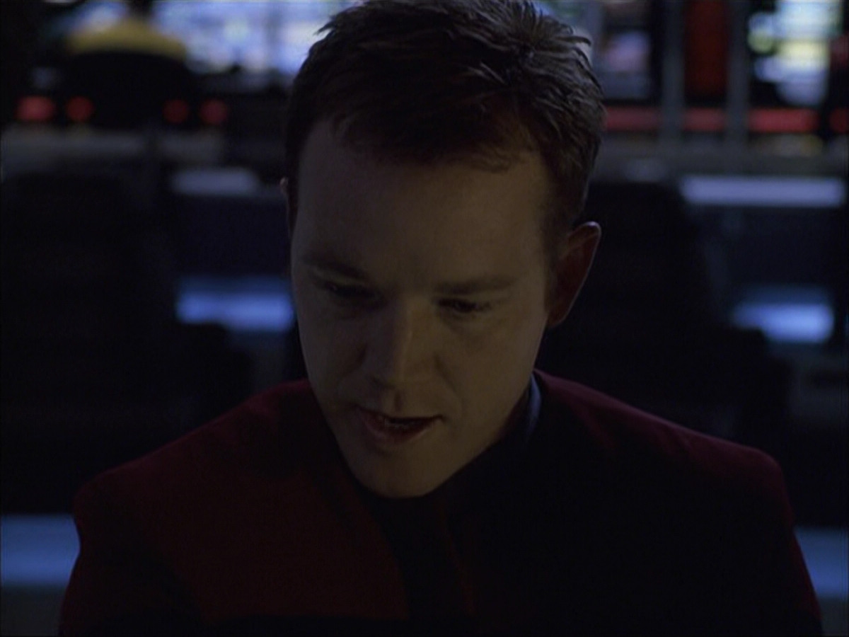 extant_StarTrek_VOY_6x07-DragonsTeeth_03009.jpg