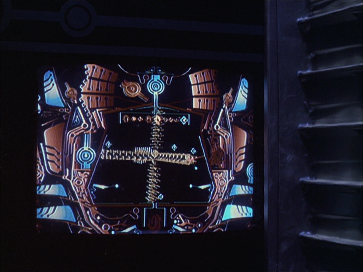 extant_StarTrek_VOY_6x07-DragonsTeeth_03251.jpg